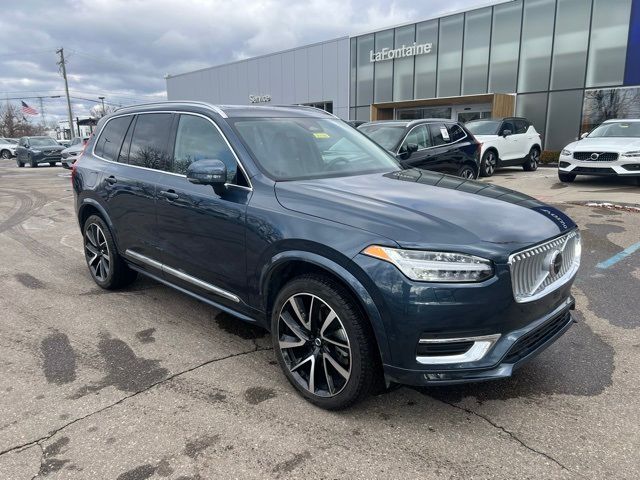 2025 Volvo XC90 Plus