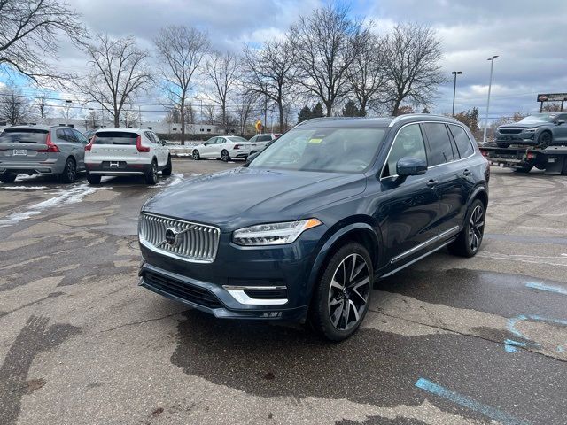 2025 Volvo XC90 Plus