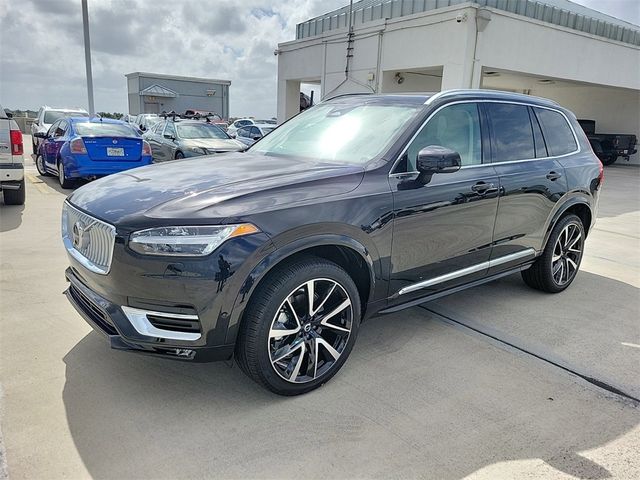 2025 Volvo XC90 Plus