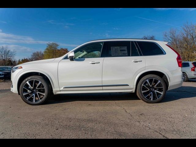 2025 Volvo XC90 Plus