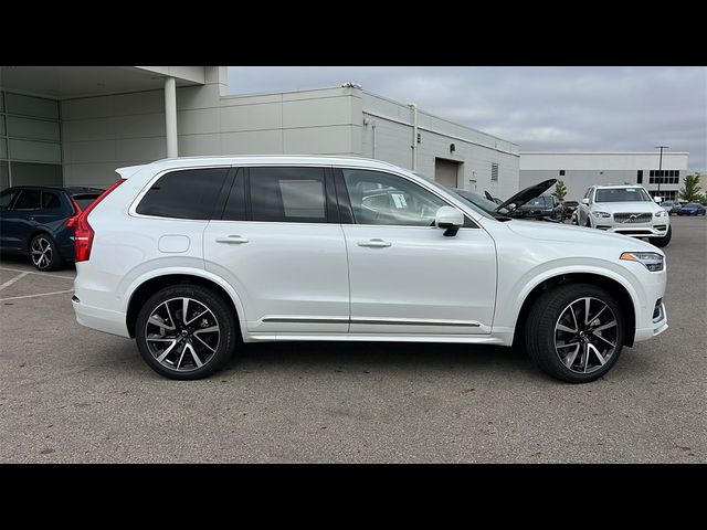 2025 Volvo XC90 Plus