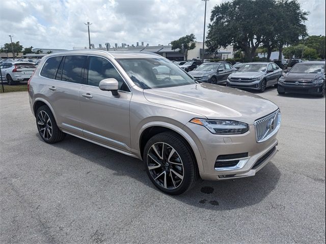 2025 Volvo XC90 Plus