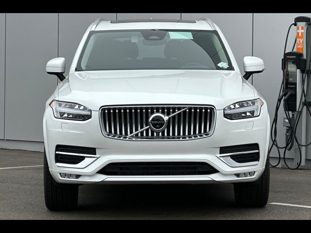 2025 Volvo XC90 Plus