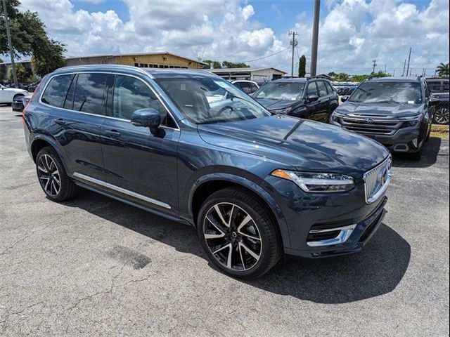 2025 Volvo XC90 Plus