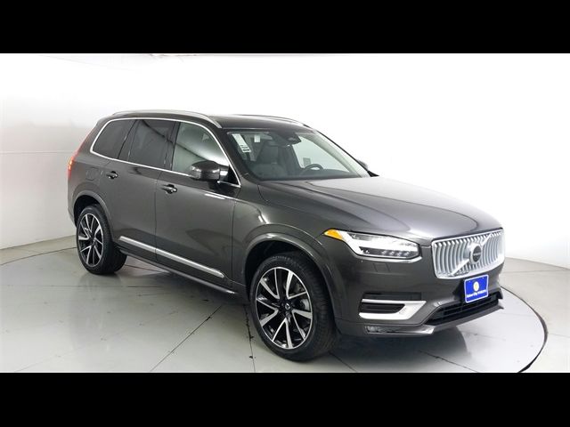 2025 Volvo XC90 Plus