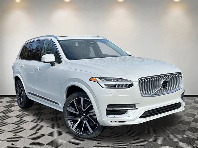 2025 Volvo XC90 Plus