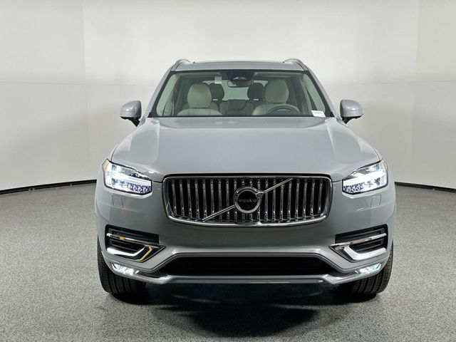 2025 Volvo XC90 Plus