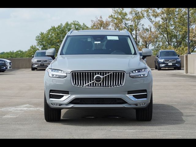 2025 Volvo XC90 Plus