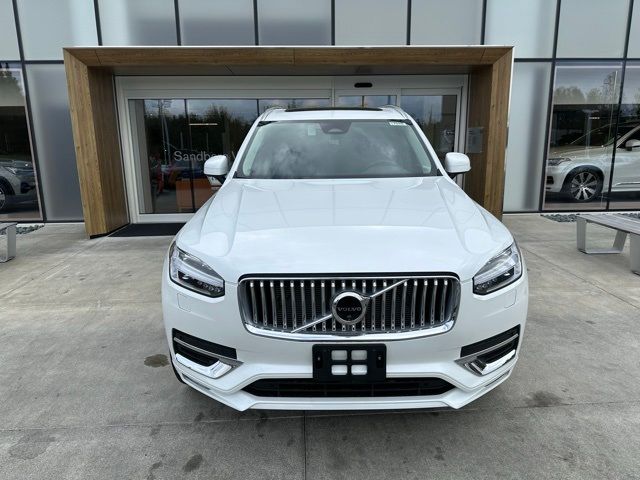 2025 Volvo XC90 Plus