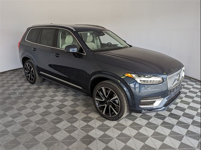 2025 Volvo XC90 Plus