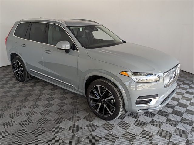 2025 Volvo XC90 Plus