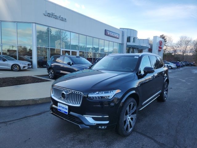 2025 Volvo XC90 Plus