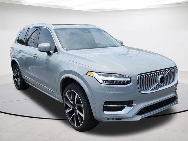 2025 Volvo XC90 Plus
