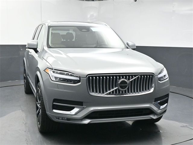 2025 Volvo XC90 Plus