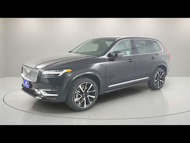 2025 Volvo XC90 Plus