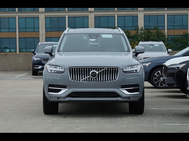 2025 Volvo XC90 Plus