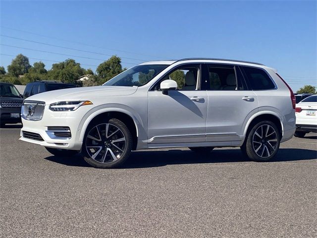 2025 Volvo XC90 Plus