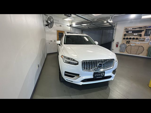 2025 Volvo XC90 Plus