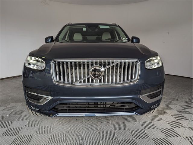 2025 Volvo XC90 Plus