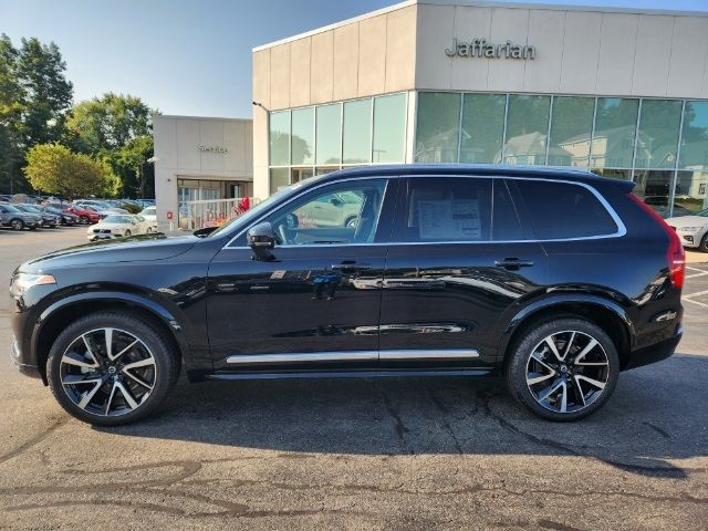 2025 Volvo XC90 Plus