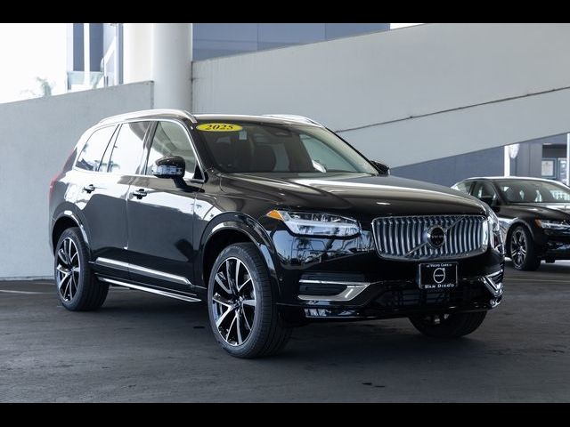 2025 Volvo XC90 Plus