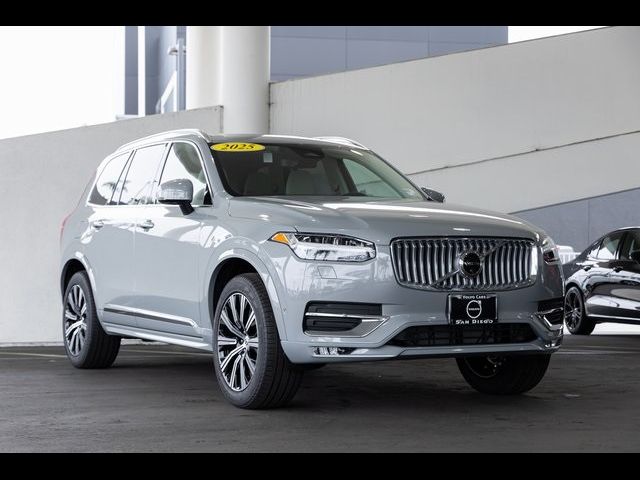 2025 Volvo XC90 Plus