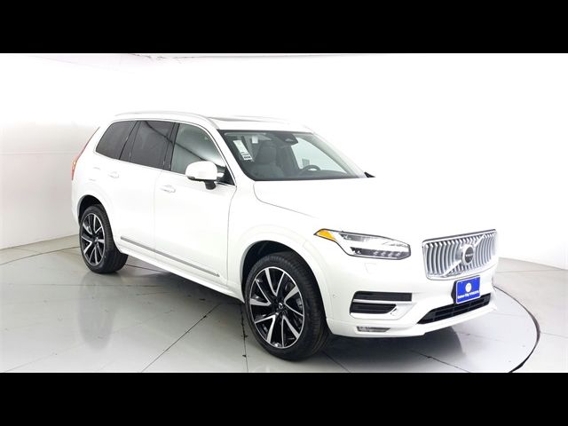 2025 Volvo XC90 Plus