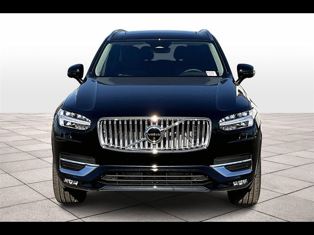 2025 Volvo XC90 Plus