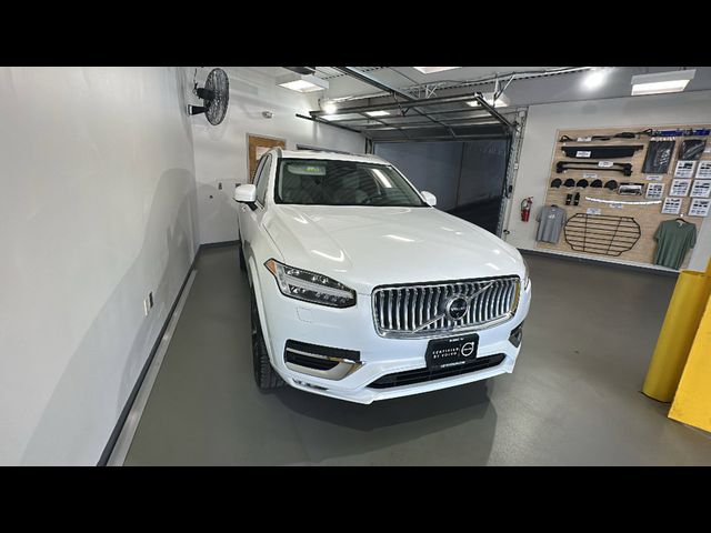 2025 Volvo XC90 Plus