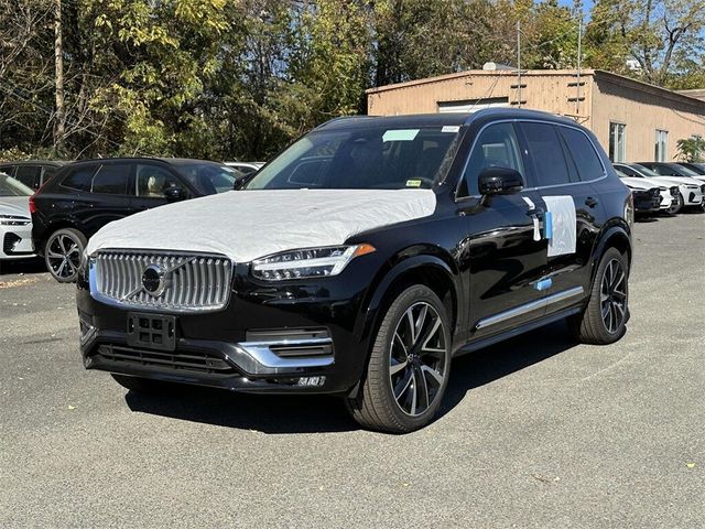 2025 Volvo XC90 Plus