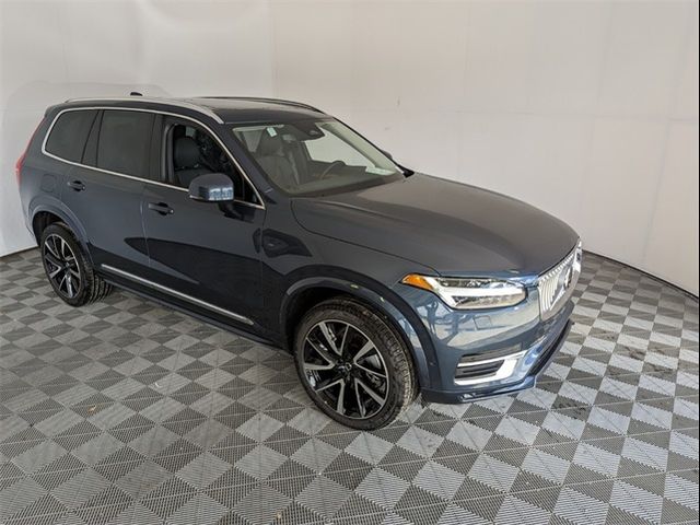 2025 Volvo XC90 Plus