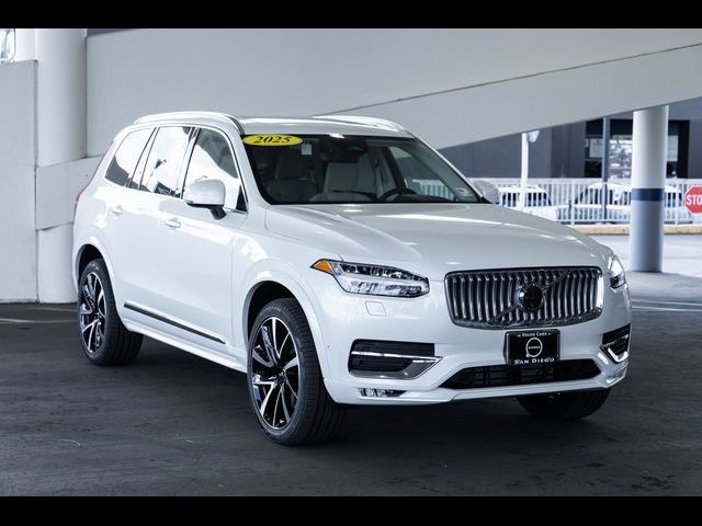 2025 Volvo XC90 Plus