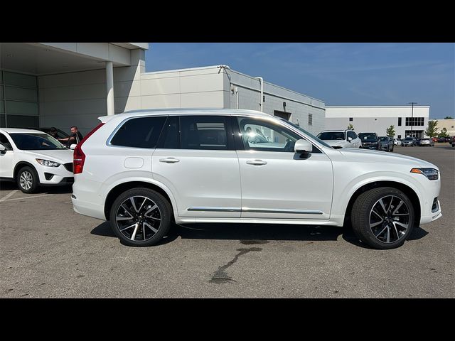 2025 Volvo XC90 Plus