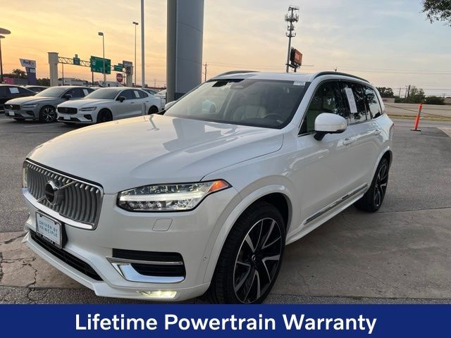 2025 Volvo XC90 Plus