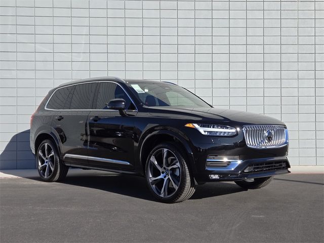 2025 Volvo XC90 Plus