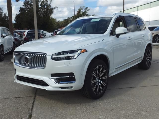 2025 Volvo XC90 Plus