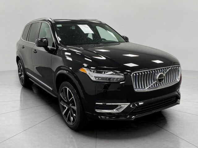 2025 Volvo XC90 Plus