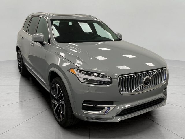 2025 Volvo XC90 Plus