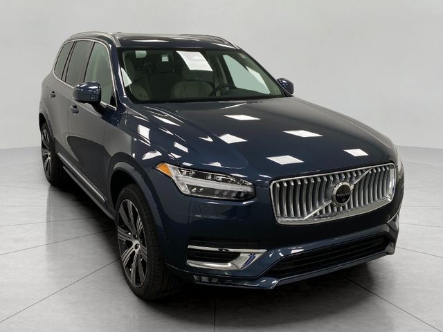 2025 Volvo XC90 Plus