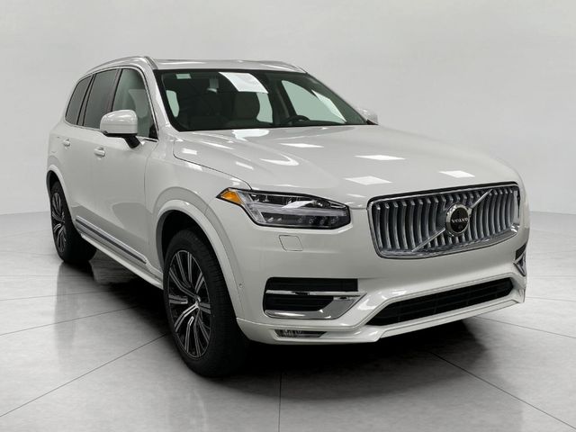 2025 Volvo XC90 Plus