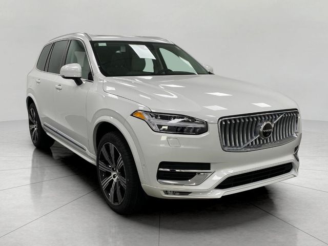 2025 Volvo XC90 Plus