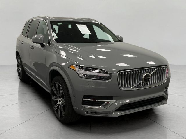 2025 Volvo XC90 Plus