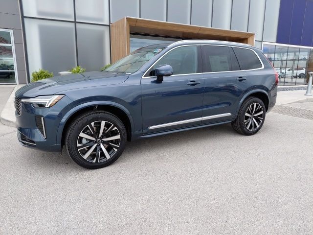 2025 Volvo XC90 Core