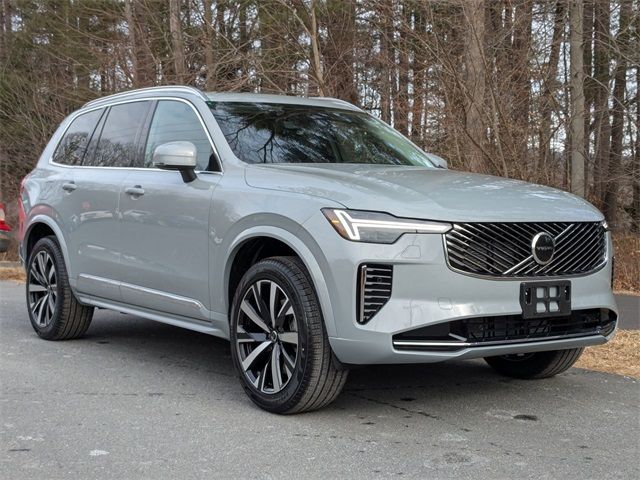 2025 Volvo XC90 Core