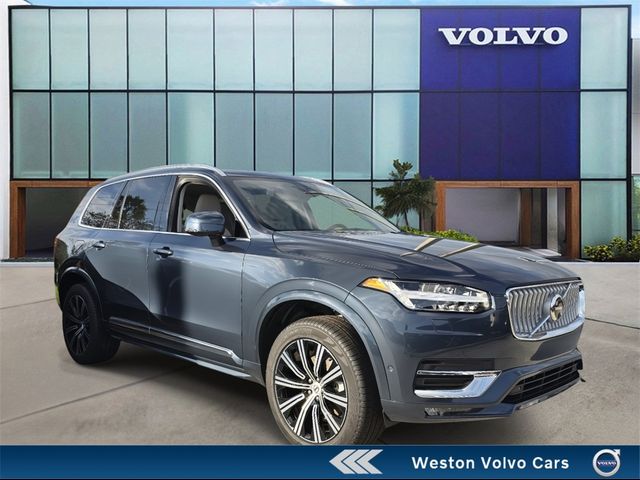 2025 Volvo XC90 Core