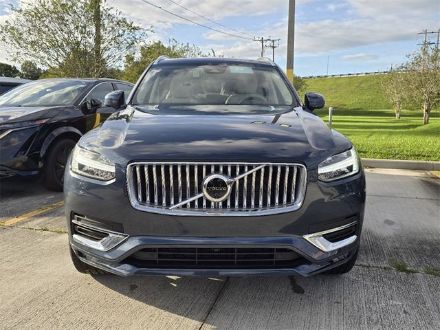 2025 Volvo XC90 Core