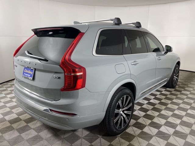 2025 Volvo XC90 Core