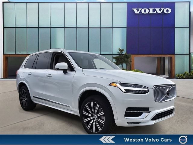 2025 Volvo XC90 Core