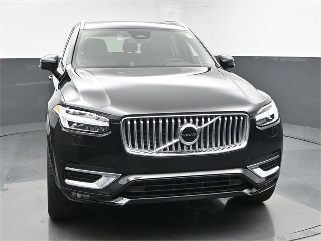 2025 Volvo XC90 Core