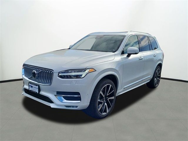 2025 Volvo XC90 Plus